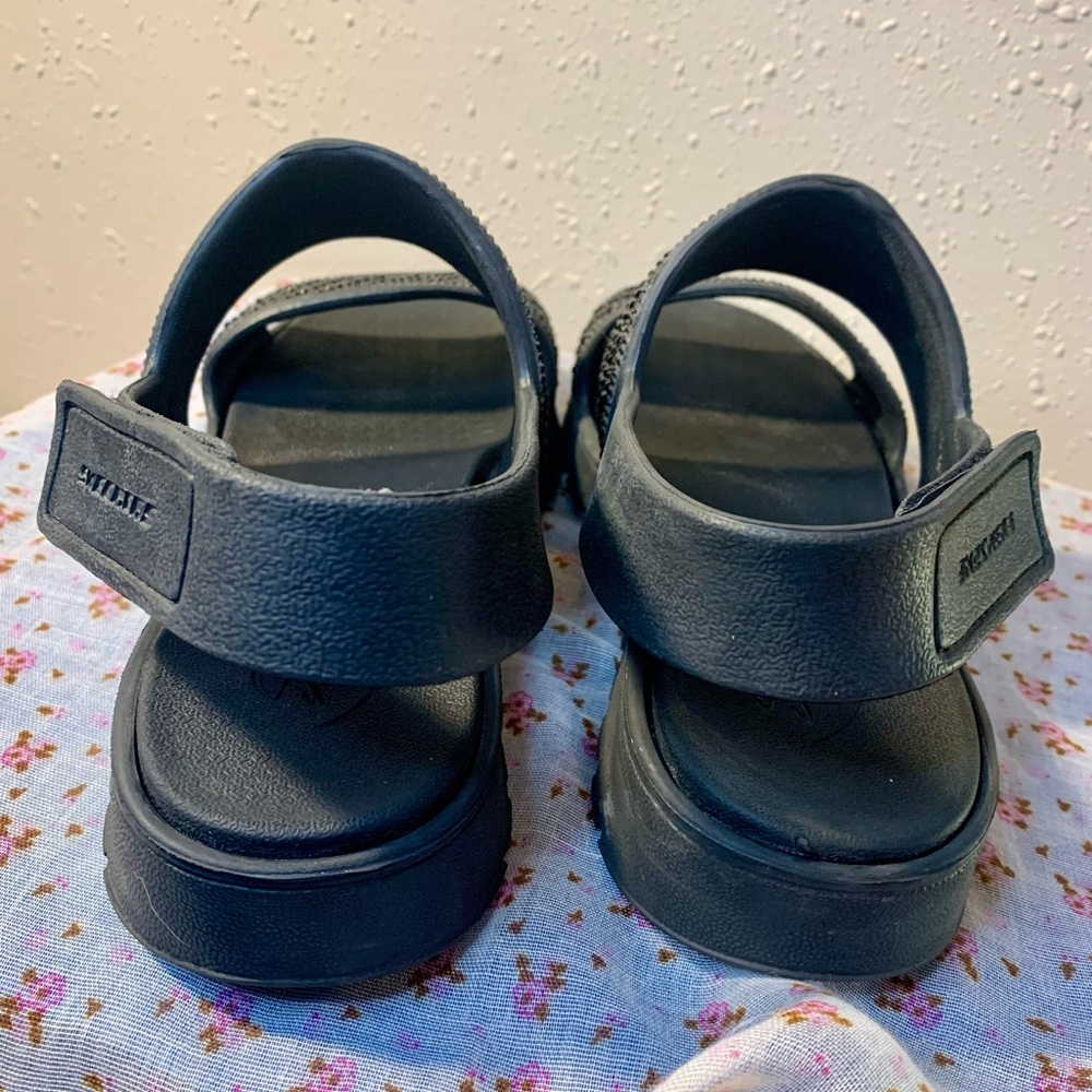 Sketchers Foamies Arch Fit Black Rhinestone Sandals - Picture 10 of 12